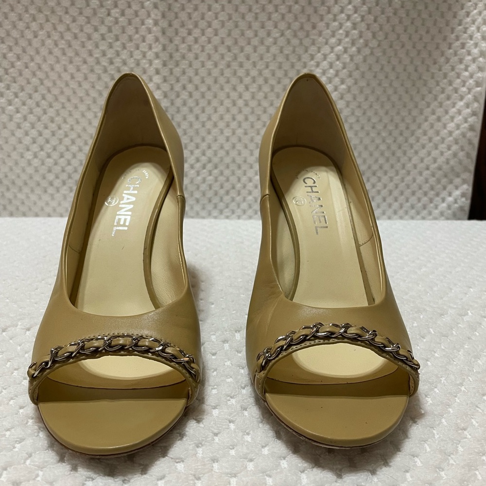 Chanel pumps size 41